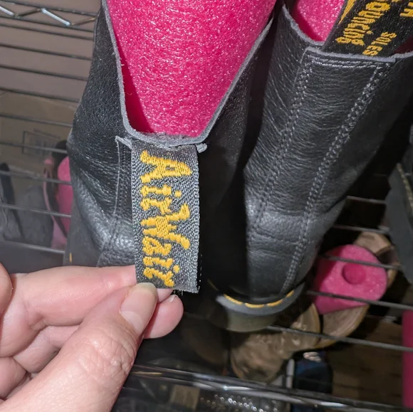 Doc Marten's combat style boots - Picture 4 of 6